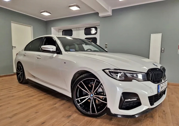 BMW Seria 3 cena 139999 przebieg: 82105, rok produkcji 2019 z Góra małe 596